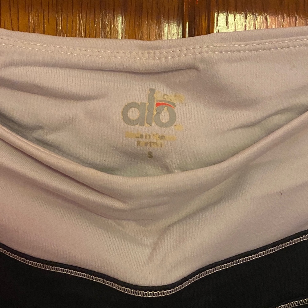 ALO Yoga Black and Gray Flare Pants - Picture 2 of 4